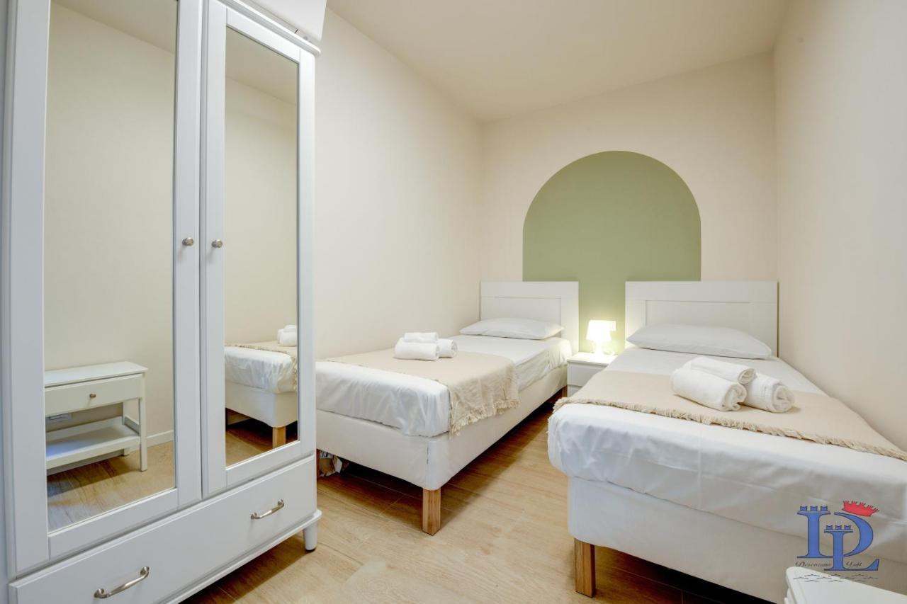 Desenzanoloft Official Partner Marriott Homes & Villas - Apa Dom Downtown Family Apartment Desenzano del Garda Eksteriør bilde