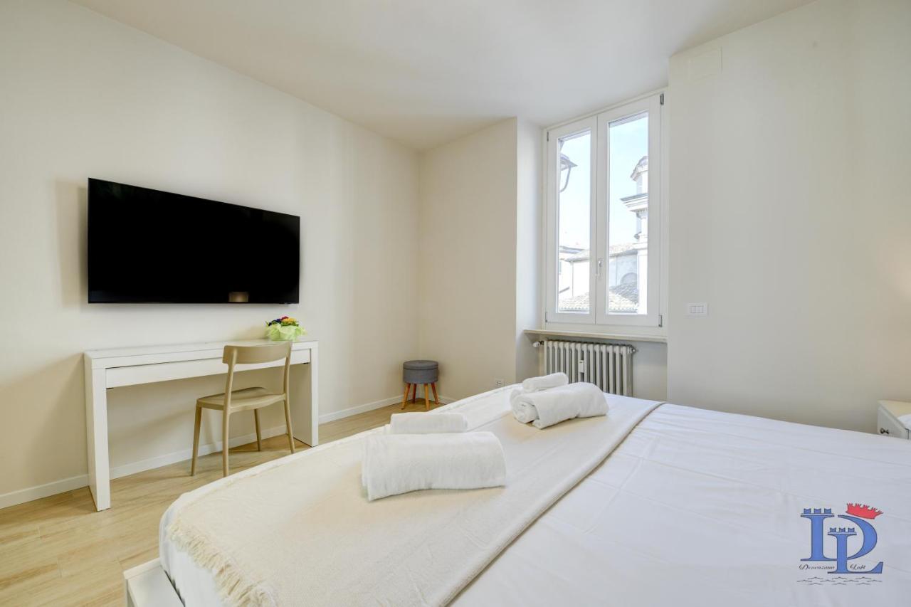 Desenzanoloft Official Partner Marriott Homes & Villas - Apa Dom Downtown Family Apartment Desenzano del Garda Eksteriør bilde