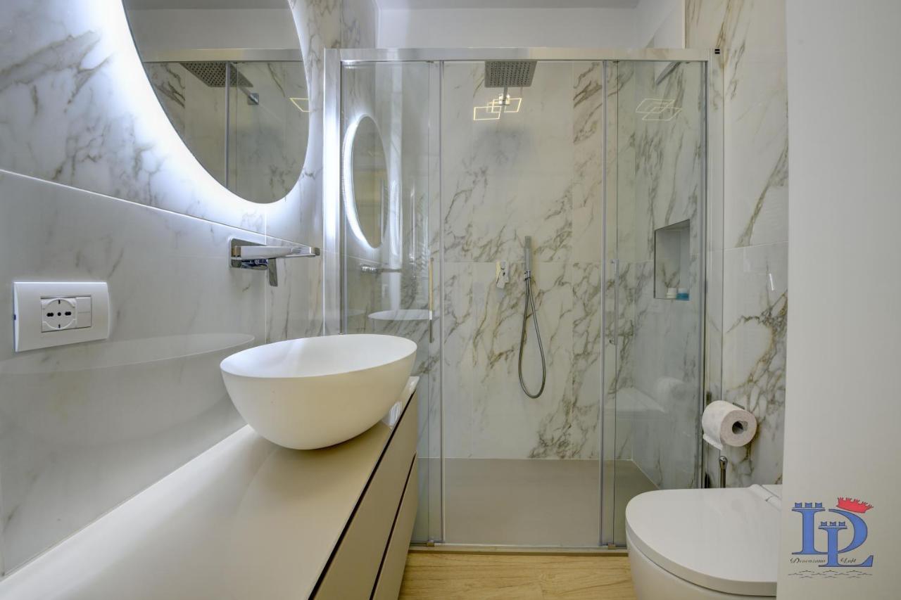 Desenzanoloft Official Partner Marriott Homes & Villas - Apa Dom Downtown Family Apartment Desenzano del Garda Eksteriør bilde